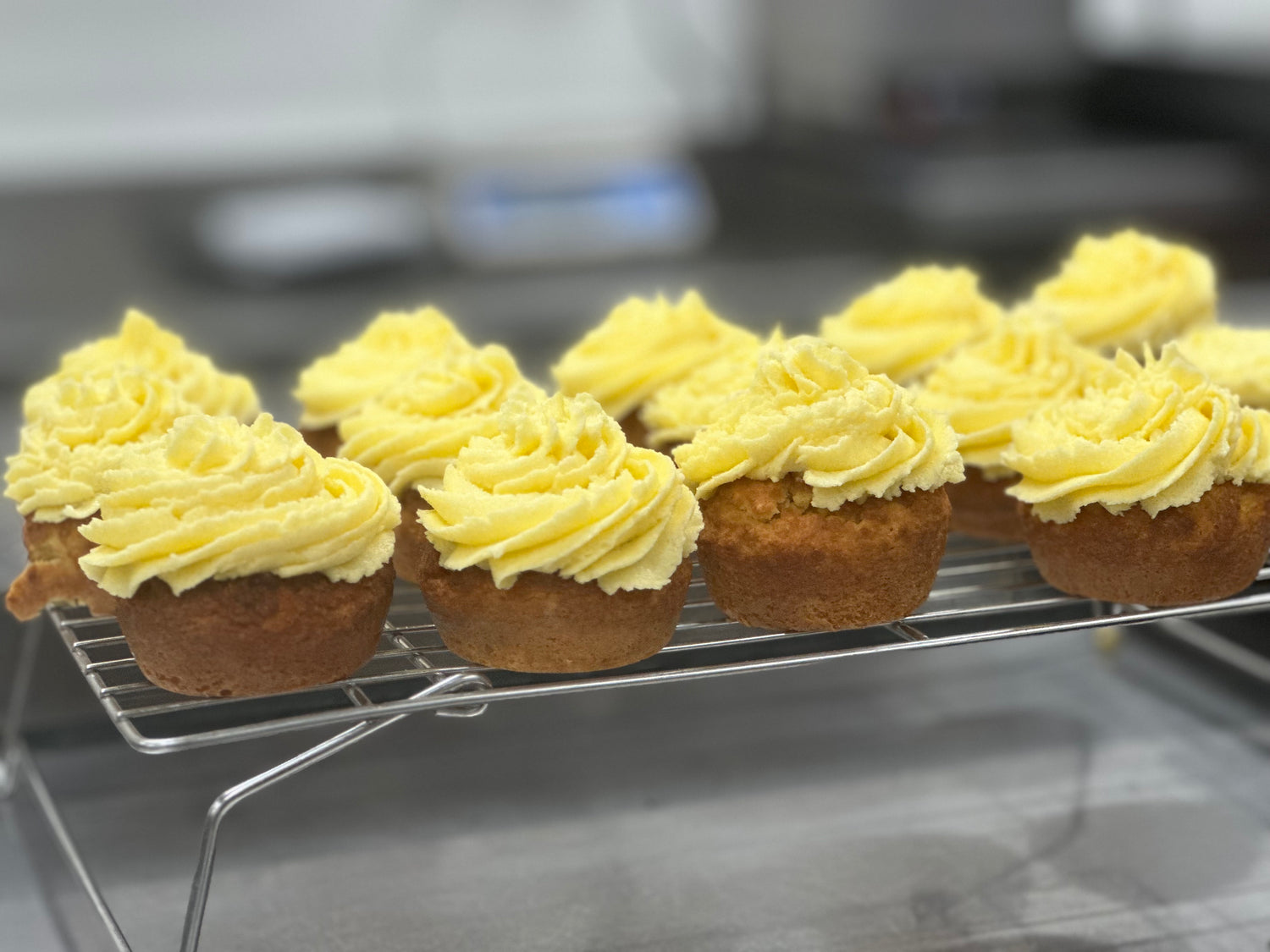 Keto-friendly Vanilla Buttercream Cupcakes